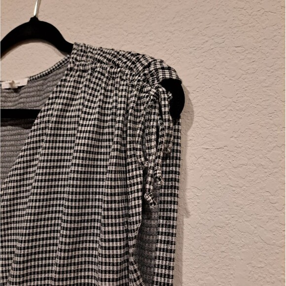 Maurices houndstooth black and white sleeveless top with shoulder ties, size XXL - Picture 5 of 9